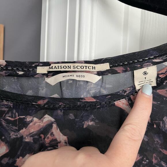 Maison Scotch Black and Pink Print Short Sleeve Blouse Size 1 - Picture 4 of 4